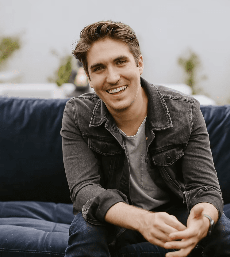 Michael Testut headshot